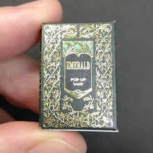Cargar imagen en el visor de la galería, La esmeralda de la escala 1/12