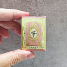 画像をギャラリービューアに読み込む, Royal Dolls' House