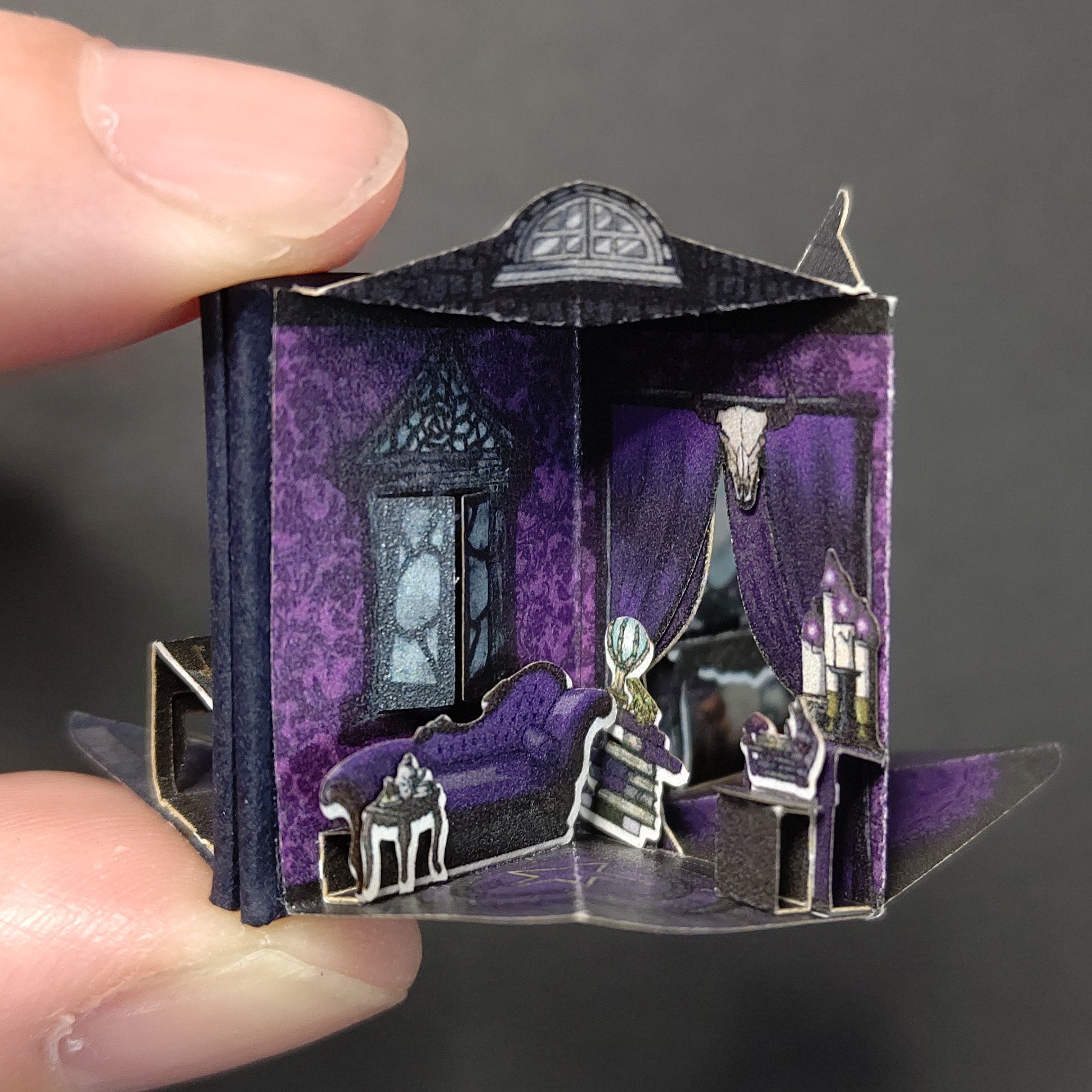 1/12th scale's AMETHYST（アメジスト） – miniature POP-UP book