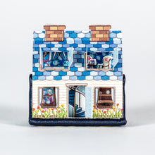 Afbeelding in Gallery-weergave laden, 1/12e schaal The Blue Roof House Blue Roof House
