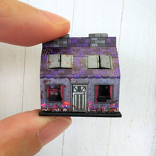 Lade das Bild in den Galerie-Viewer, 1/12 -Skala ist das Black Roof House Small Horror House
